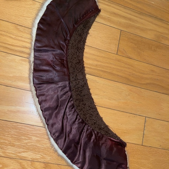 Elegant Vintage Fur Collar Set - Black, Brown, and Cream - Picture 7 of 7